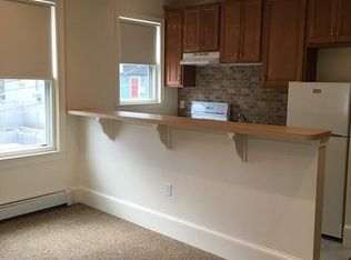 13 Sewall St APT 1, Marblehead, MA 01945