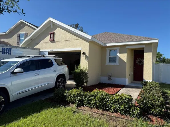 10119 Geese Trail Cir, Sun City Center, FL 33573