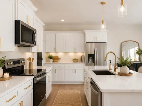 86 High St #2, Carver, MA 02330