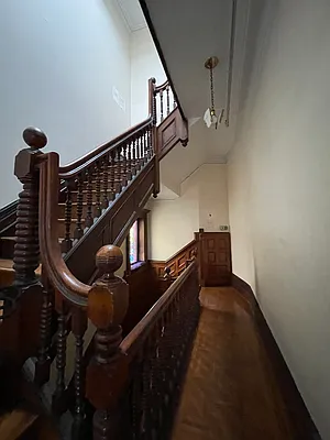 Rented by Compass | media 48