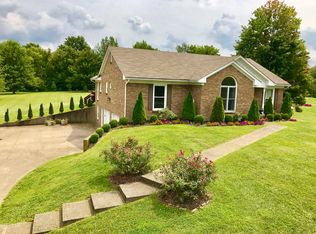 5008 Fox Run Rd, Buckner, KY 40010
