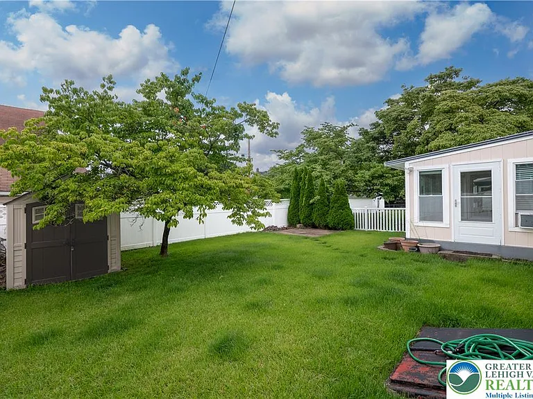 1527 Shipman St — Photo 19