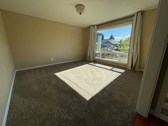 Front room/family room