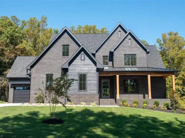 518 Brookberry Farm Cir, Winston Salem, NC 27106