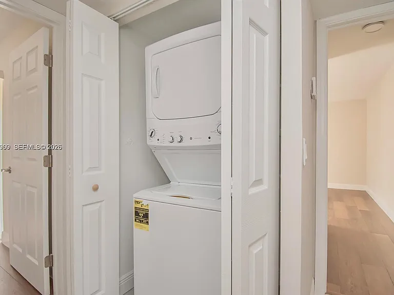 4240 Village Dr #B — Photo 15