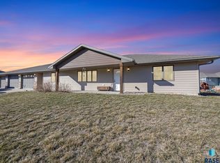 202 W 12th St, Dell Rapids, SD 57022