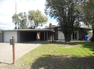 7201 Tamoshanter Way, Sacramento, CA 95822