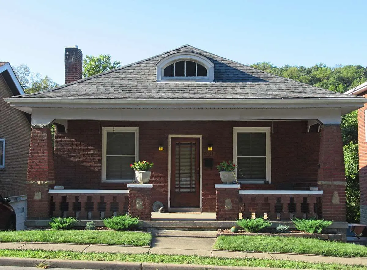 2034 New Linden Rd photo 1