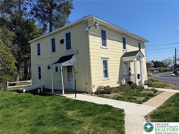 2nd image of 1333 Overlook Rd #1