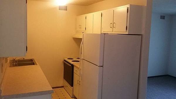 2nd image of 17011 Albany Ave APT Te