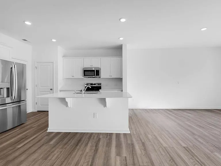 75 Broward Ln — Photo 5
