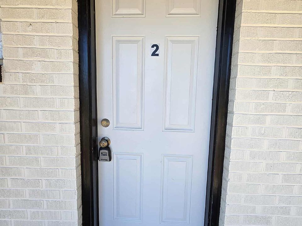 1st image of 205 Dobbins Ave #5