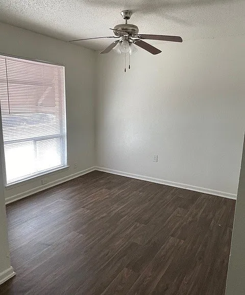 Chevy Chase Apartments — Photo 5