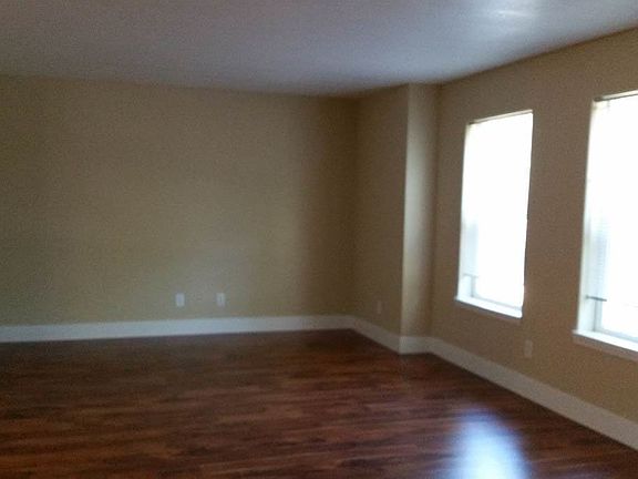 3rd image of 663 & 667 E 23rd Ave #667