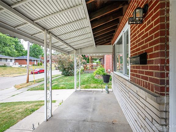 2nd image of 9022 Orangewood Dr