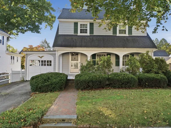 43 Lovell Rd, Melrose, MA 02176