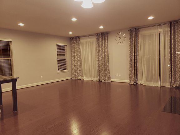 Great Room flowing from kitchen