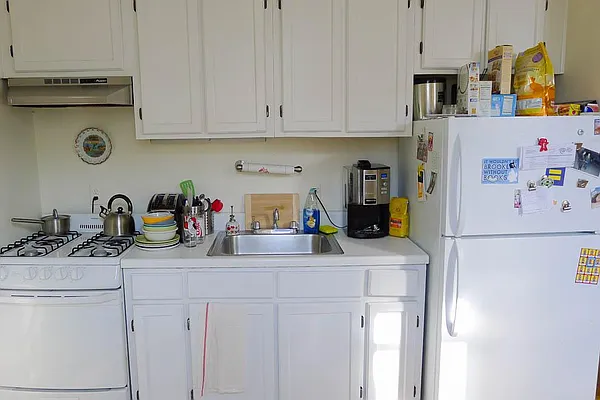 Rented by Corcoran | media 19