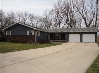 421 N Wirtz Rd, Crown Pt, IN 46307