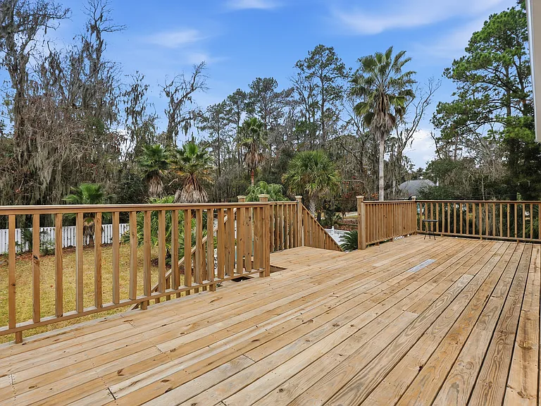 202 Penrose Dr — Photo 27