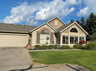 3521 Water Walk Dr SW, Grandville, MI 49418