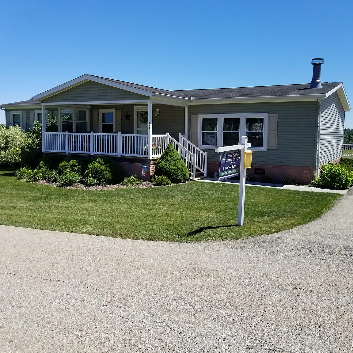 392 Indigo Ln photo 1