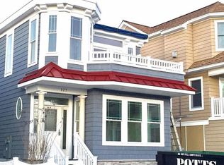127 E 18th St, Ship Bottom, NJ 08008