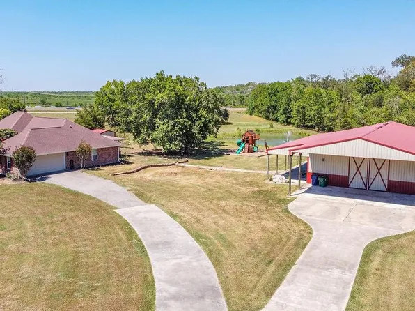 225 Turning Bayou Trail, Angleton, TX 77515