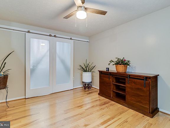 3rd image of 5610 Pinfish Ct