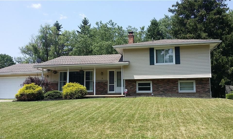 1st image of 175 Woodland Dr
