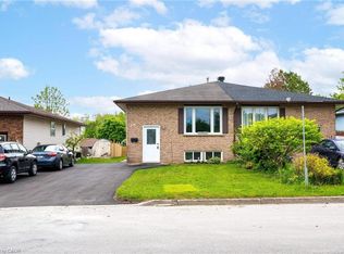 119 Nickolas Cres, Cambridge, ON N3C3L7