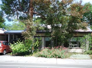 302 1/2 W 4th St, Phoenix, OR 97535