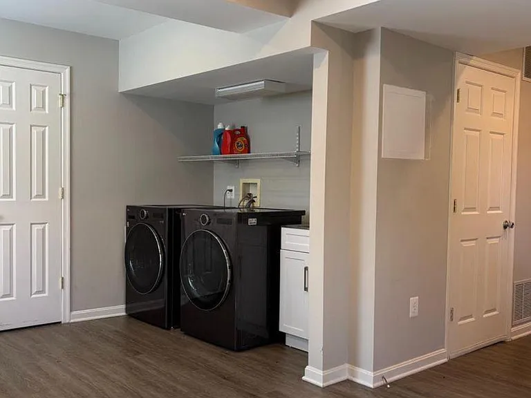 9830 Meadow Valley Dr — Photo 13