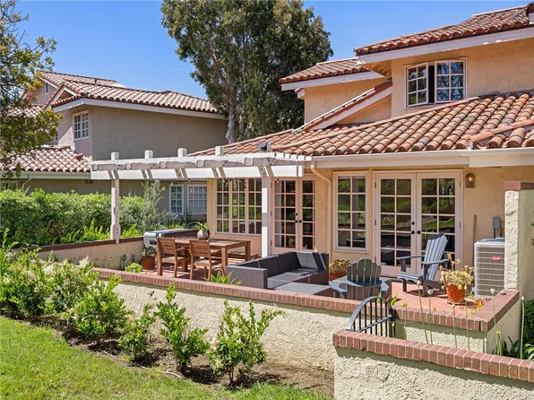 16 Sausalito Cir W, Manhattan Beach, CA 90266