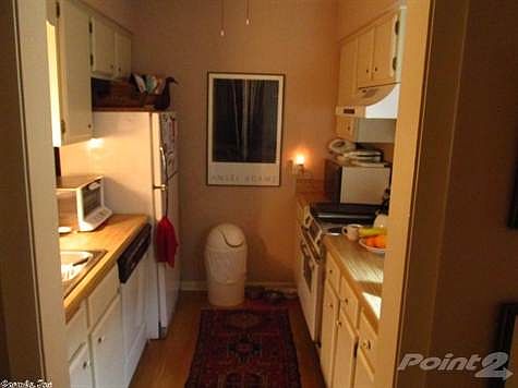3rd image of 1401 N Pierce St APT 20