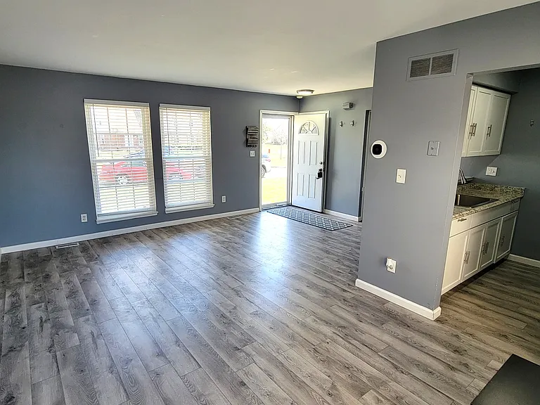 35270 Terrybrook Dr — Photo 3