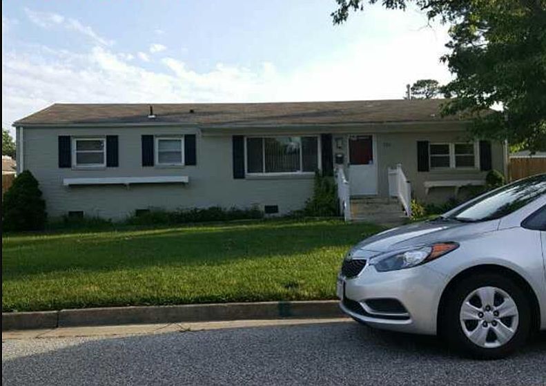 1st image of 720 Willow Dr