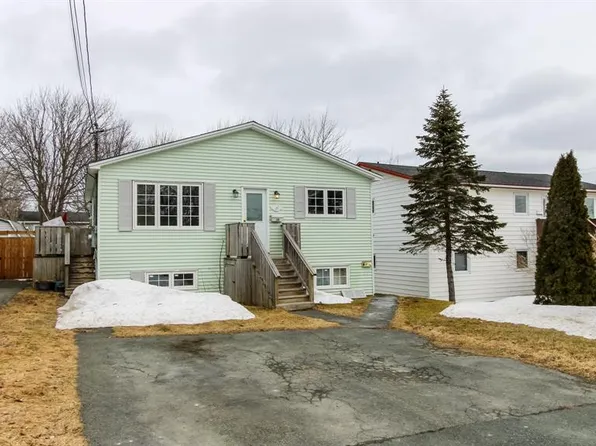30 Sunrise Avenue, Mount Pearl, NL A1N1C1