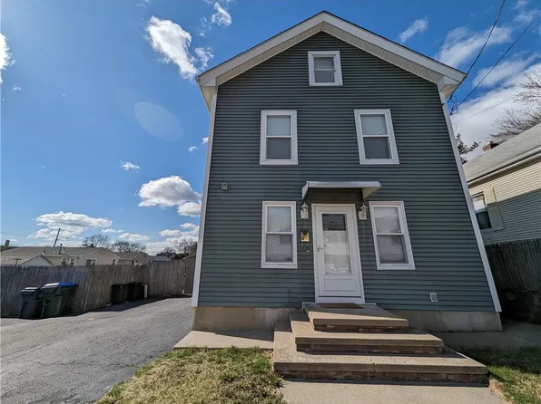 12 Sedan St, Providence, RI 02904