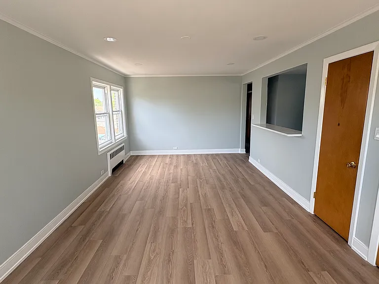 2724 W Summerdale Ave #2 — Photo 5