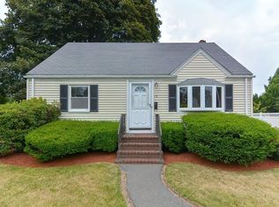 19 Violet Rd, Peabody, MA 01960
