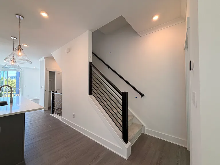 1344 Hamilton St — Photo 11