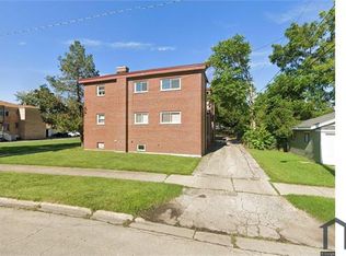 770 Walnut St #2W, Waukegan, IL