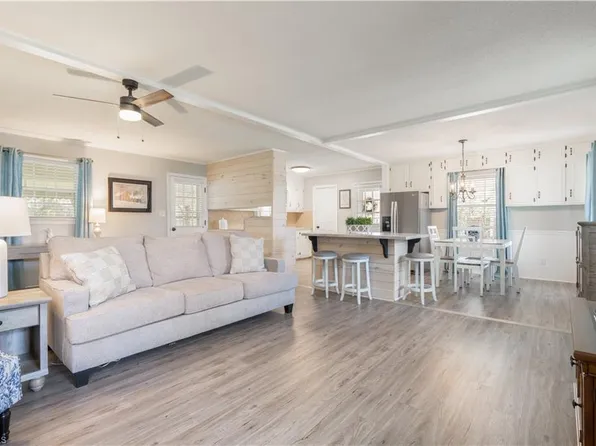 1401 Lambs Ln, Kernersville, NC 27284