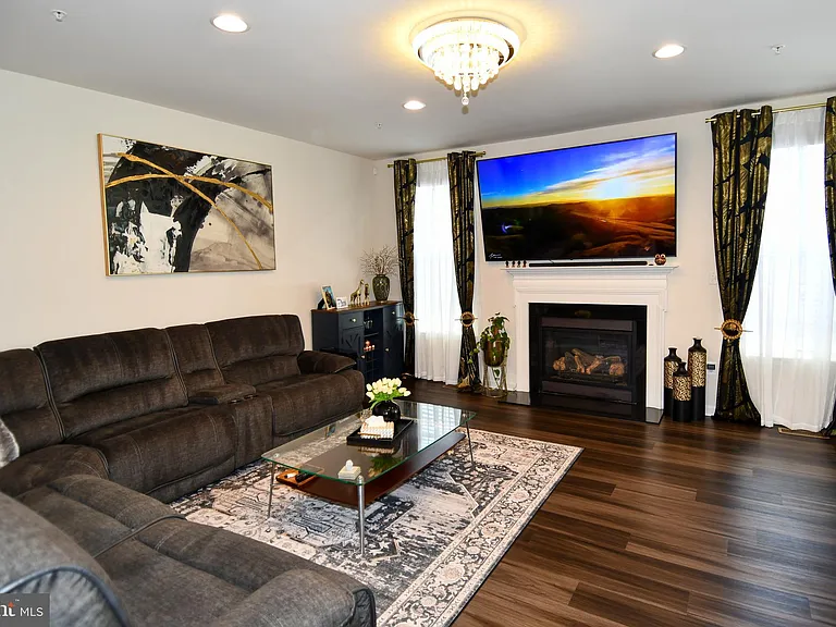 11830 Steeplebush Dr — Photo 17