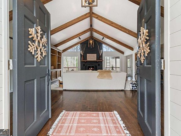 4th image of 13335 Providence Rd