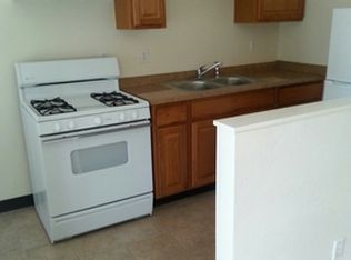 416 6th St APT 02, Modesto, CA 95354