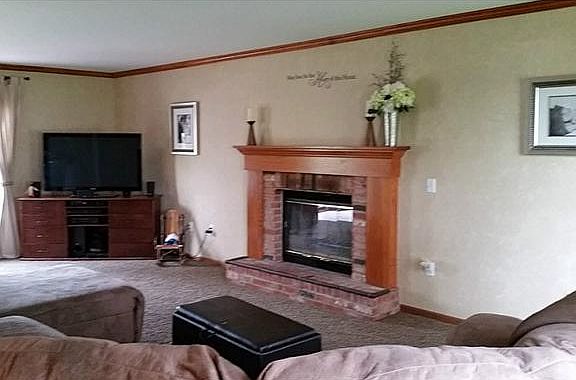 3rd image of 952 Little Creek Dr