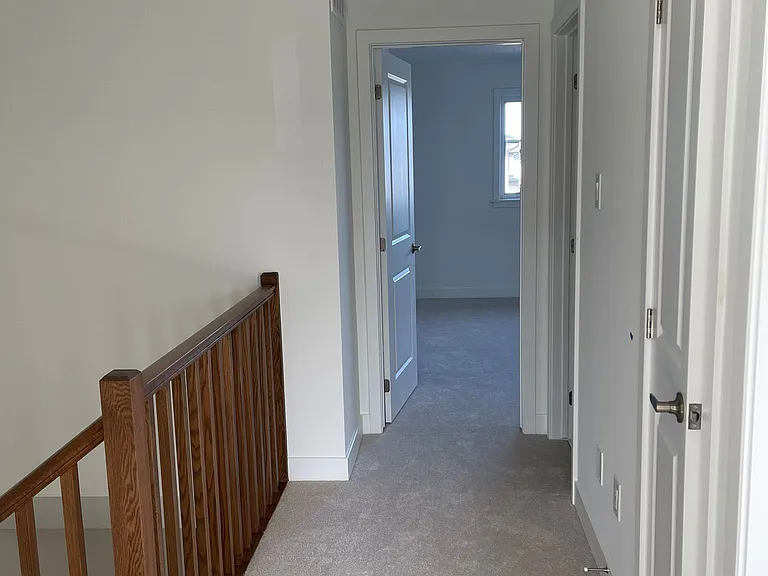 640 Rathburn Ln — Photo 19