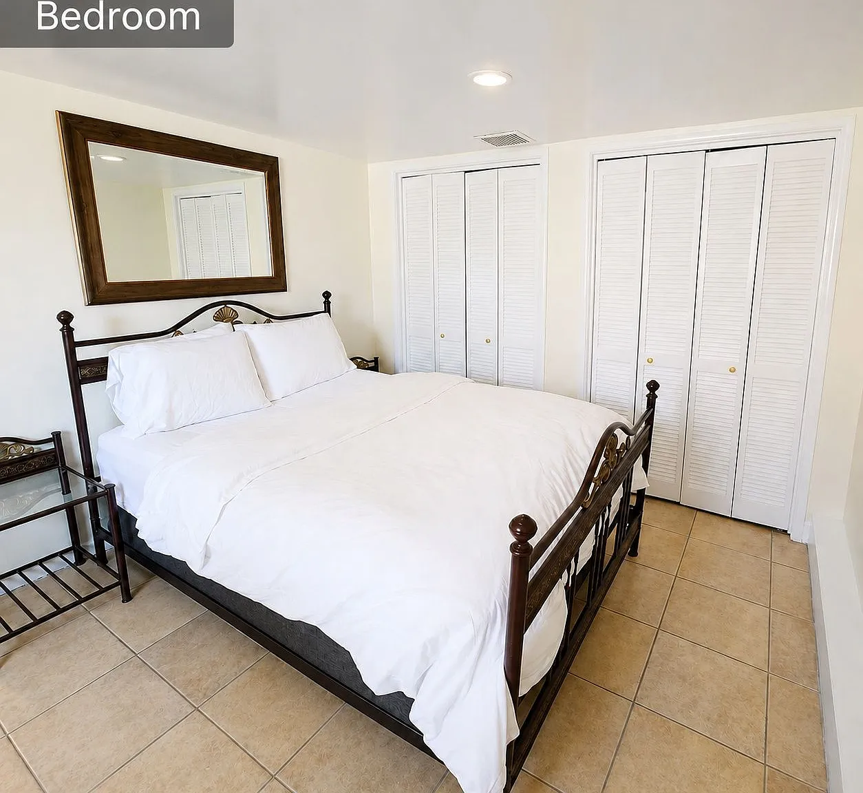 5 bed, 3.0 bath, $5,300 — Photo 2